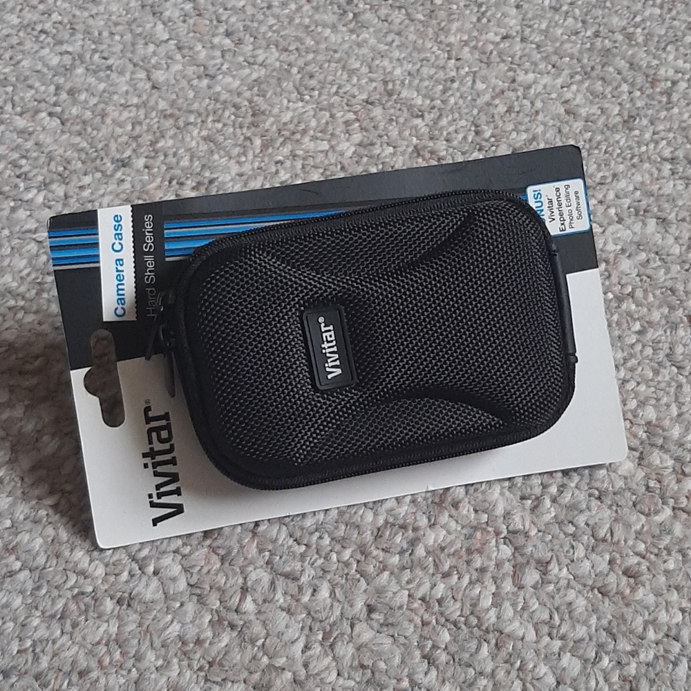 New Vivitar Hard Shell Camera Case - Picture 2 of 6